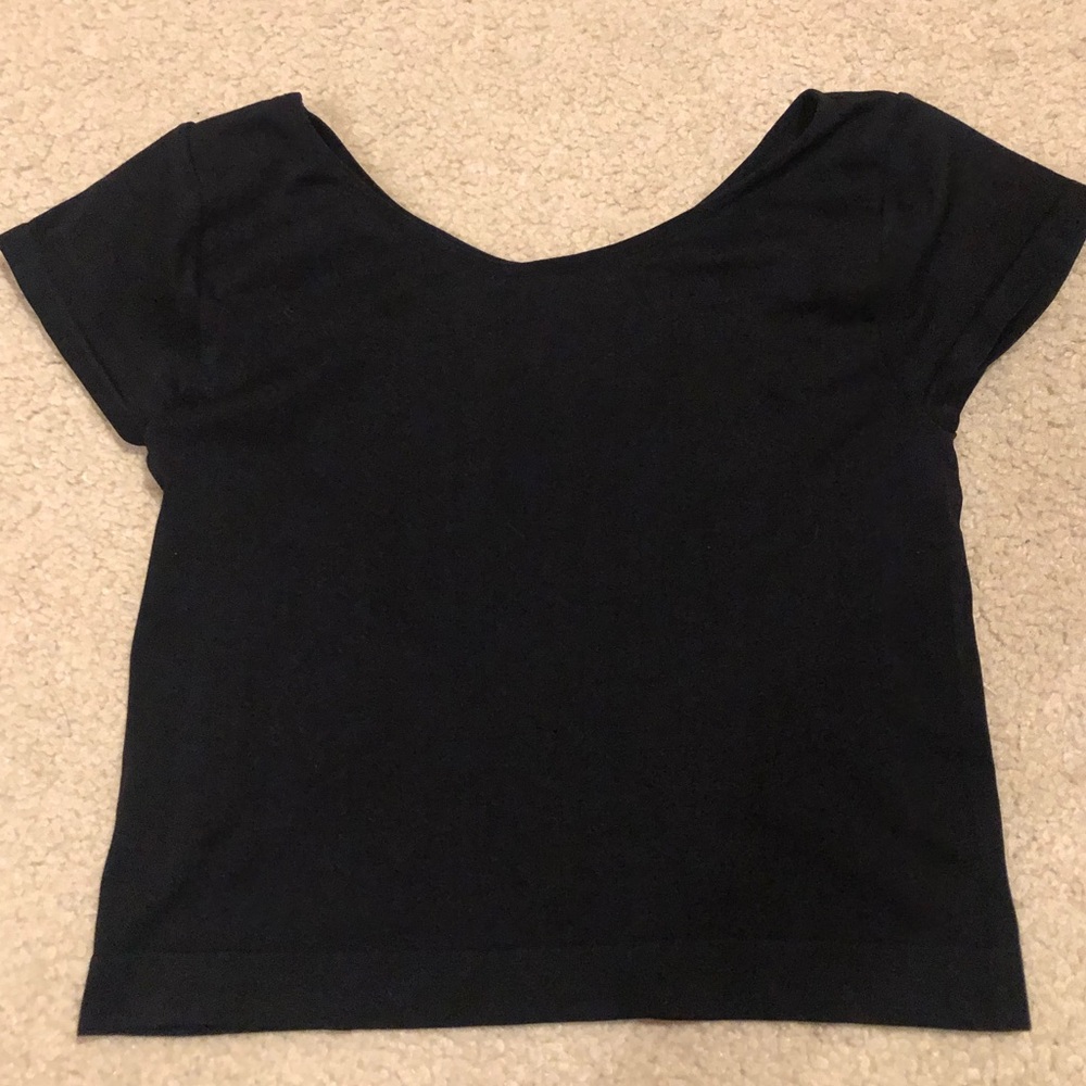 Black crop top